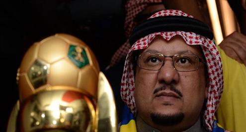 الأمير مشعل بن سعود يستقبل رئيس النصر ويقدم دعماً مالياً للنادي